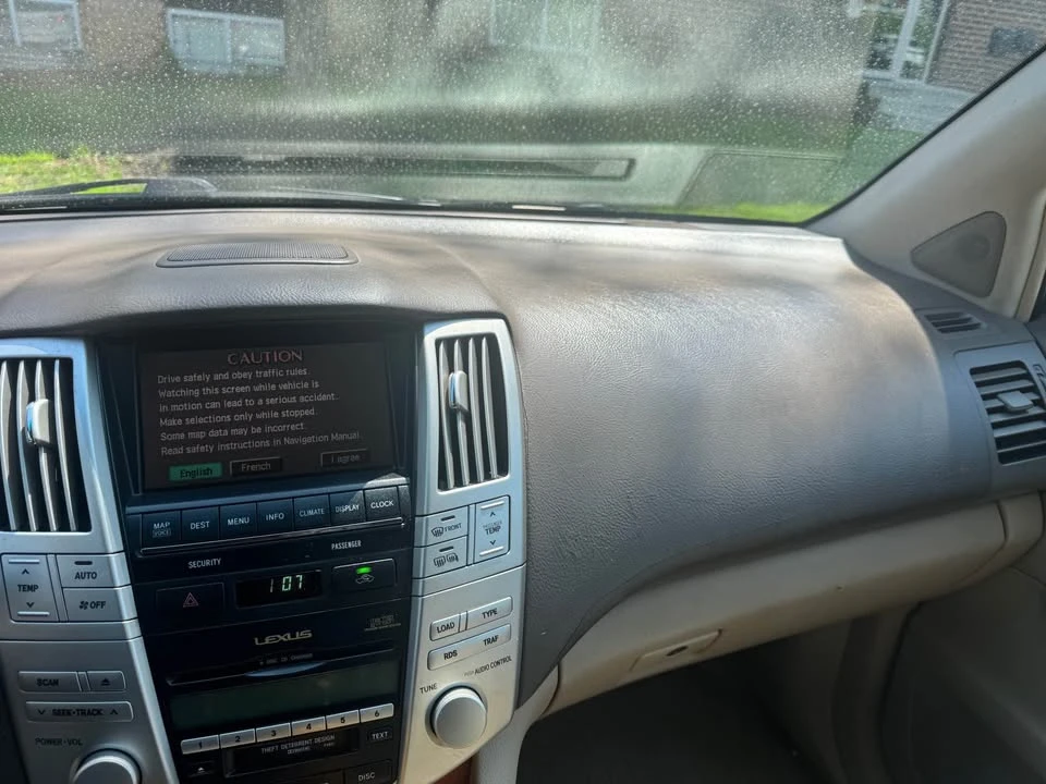2004 Lexus RX 2nd Gen - Image 9 of 10