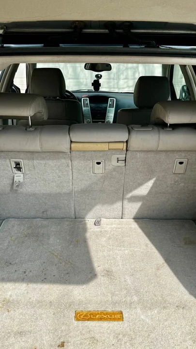 2004 Lexus RX 2nd Gen - Image 7 of 14