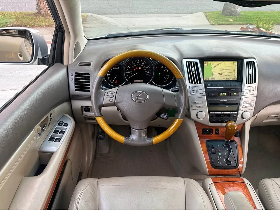 2004 Lexus RX 2nd Gen - Image 13 of 20