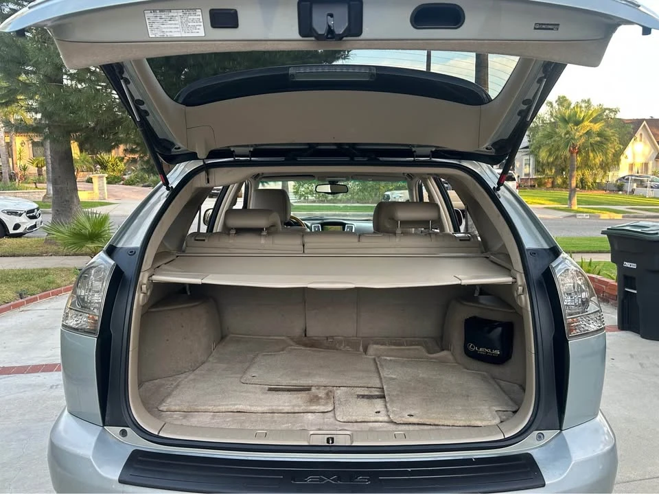 2004 Lexus RX 2nd Gen - Image 17 of 20