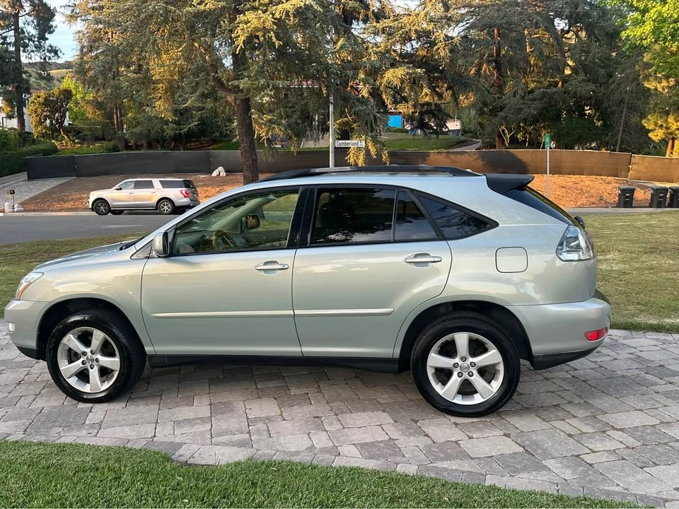 2004 Lexus RX 2nd Gen - Image 4 of 20