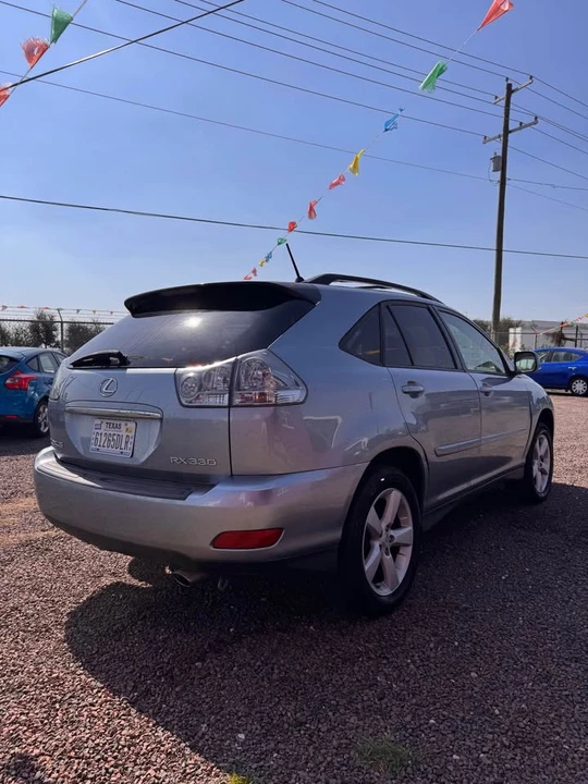 2004 Lexus RX 2nd Gen - Image 3 of 14