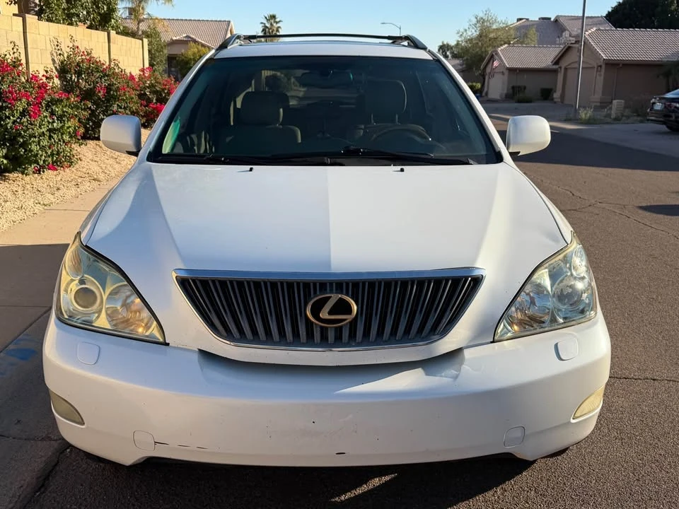 2004 Lexus RX 2nd Gen - Image 3 of 10