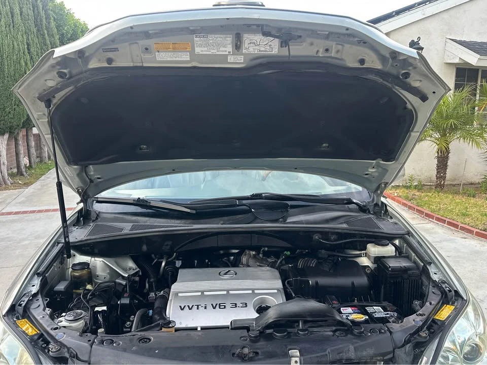 2004 Lexus RX 2nd Gen - Image 18 of 20
