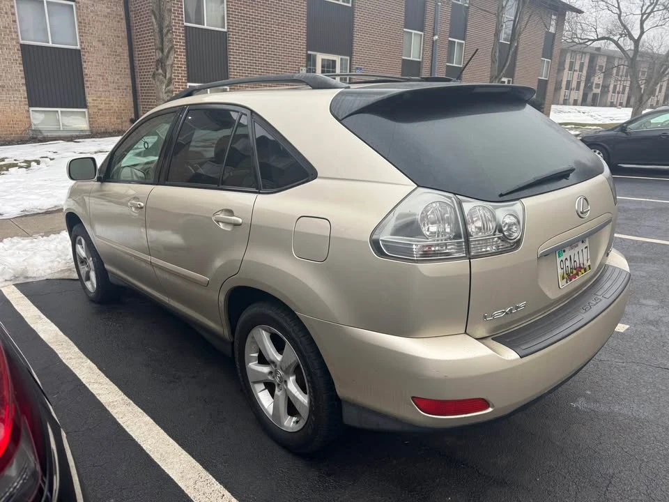 2004 Lexus RX 2nd Gen - Image 3 of 10
