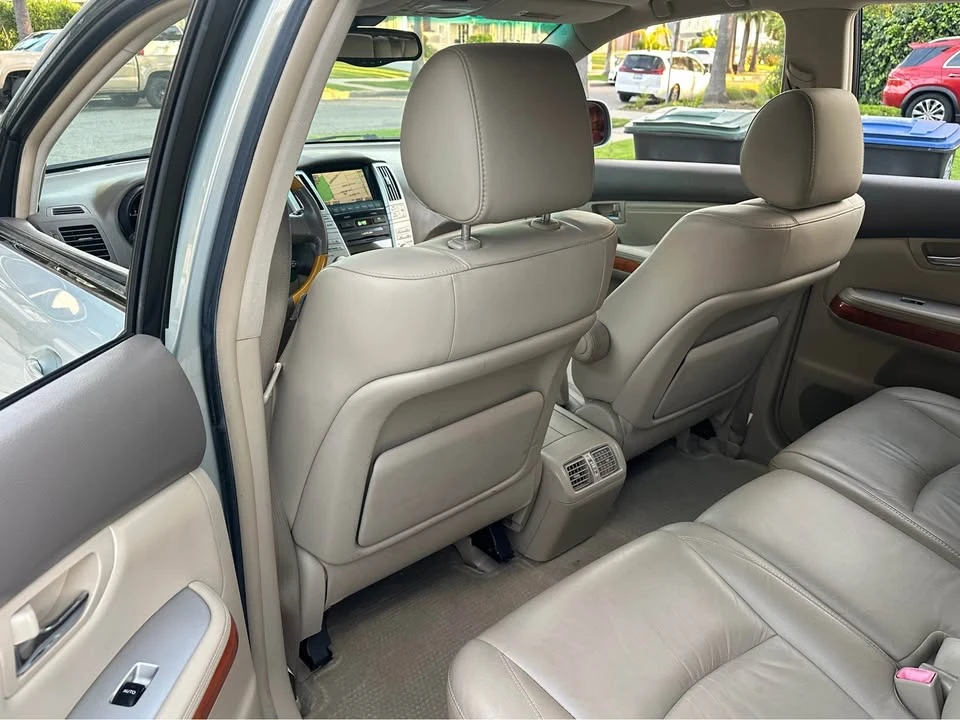 2004 Lexus RX 2nd Gen - Image 14 of 20
