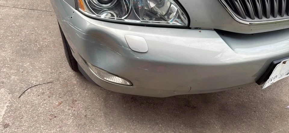 2004 Lexus RX 2nd Gen - Image 3 of 5