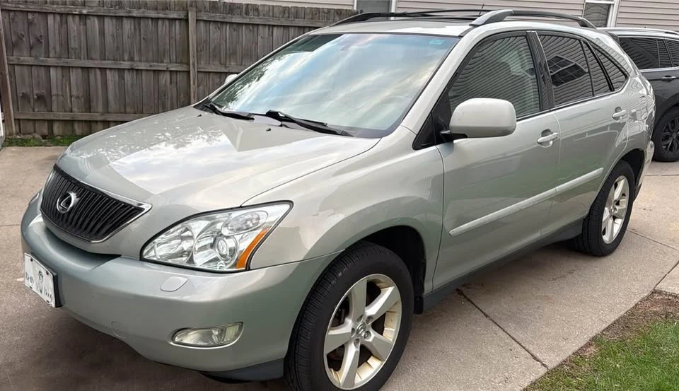 2004 Lexus RX 2nd Gen - Image 5 of 5