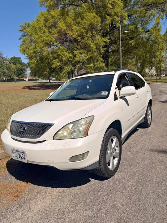 2004 Lexus RX 2nd Gen - Image 2 of 8