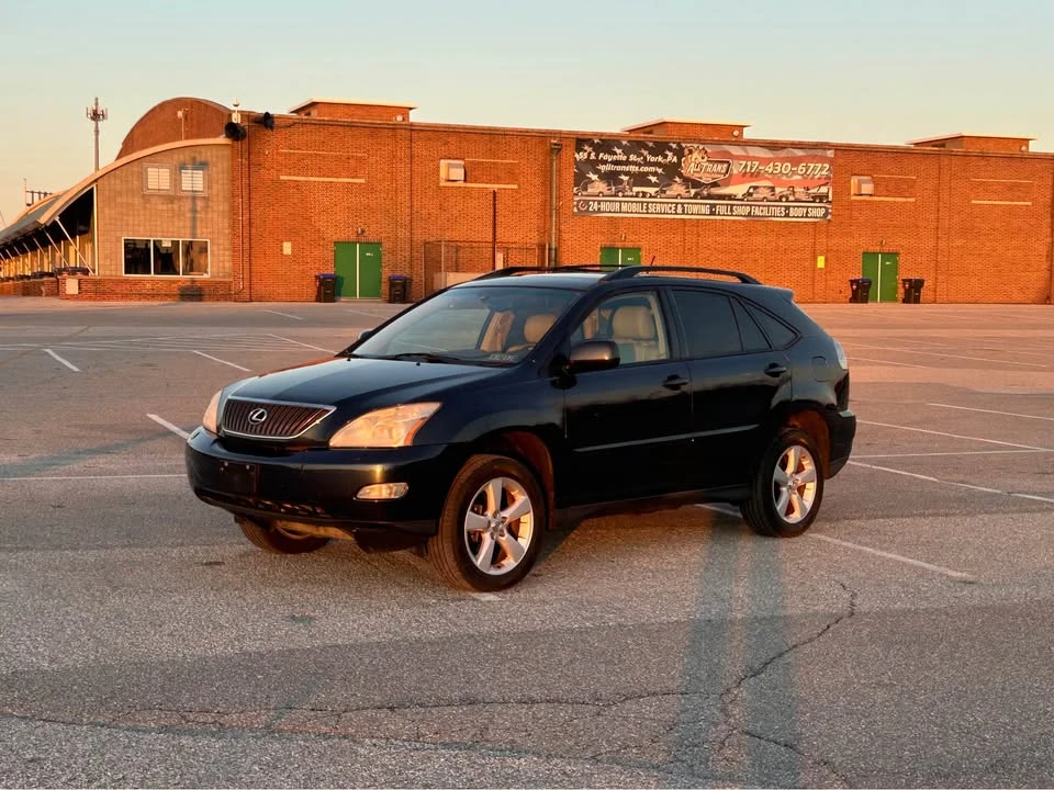 2004 Lexus RX 2nd Gen - Image 4 of 12