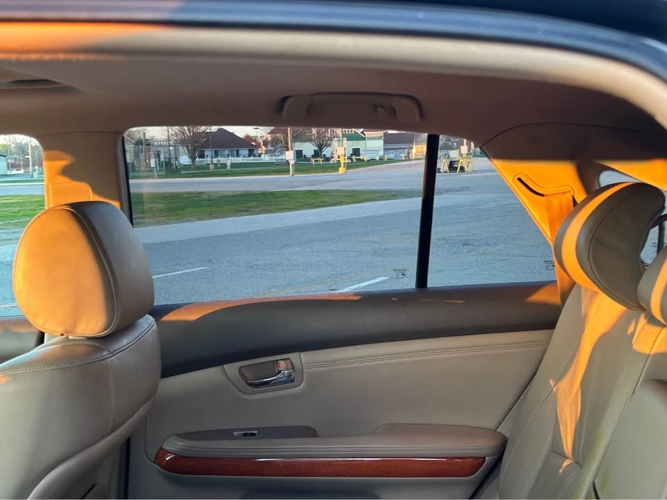 2004 Lexus RX 2nd Gen - Image 11 of 12