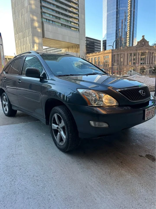 2004 Lexus RX 2nd Gen - Image 7 of 10