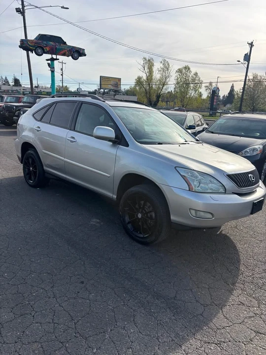 2004 Lexus RX 2nd Gen - Image 3 of 12