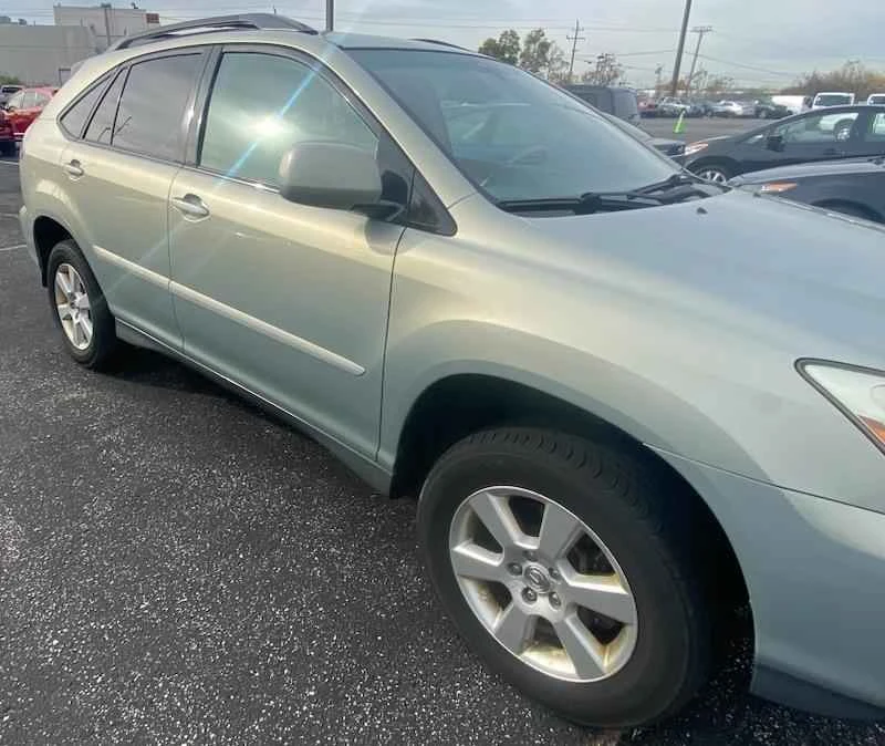 2004 Lexus RX 2nd Gen - Image 2 of 18
