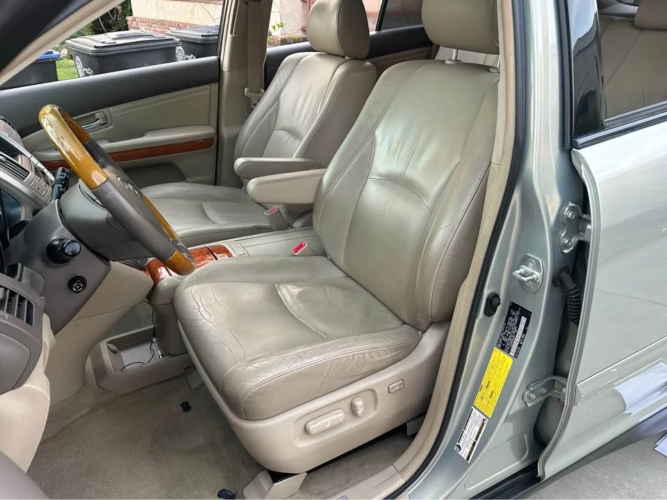 2004 Lexus RX 2nd Gen - Image 18 of 19