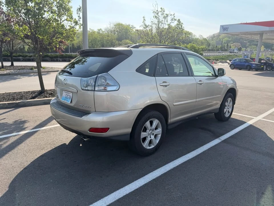 2004 Lexus RX 2nd Gen - Image 7 of 18