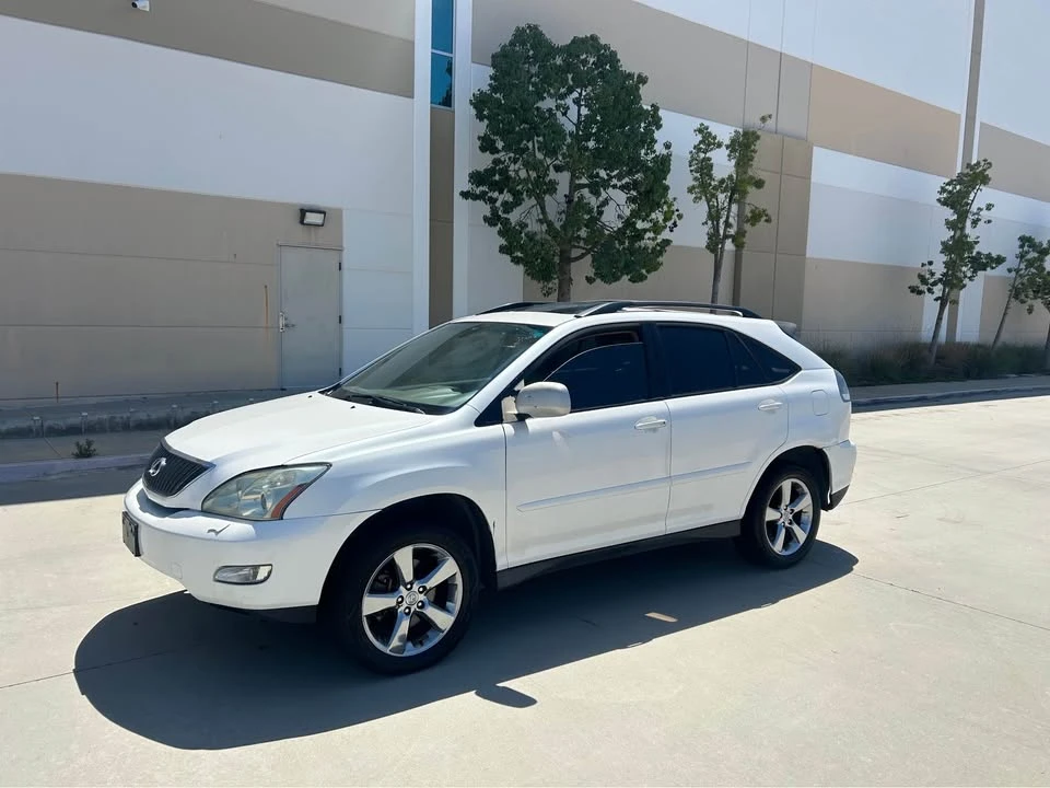 2004 Lexus RX 2nd Gen - Image 2 of 7