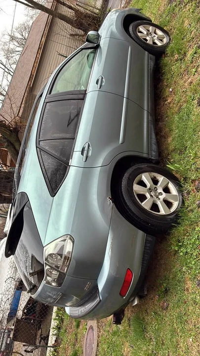2004 Lexus RX 2nd Gen - Image 4 of 6