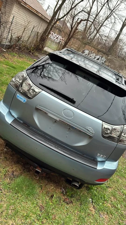 2004 Lexus RX 2nd Gen - Image 6 of 6