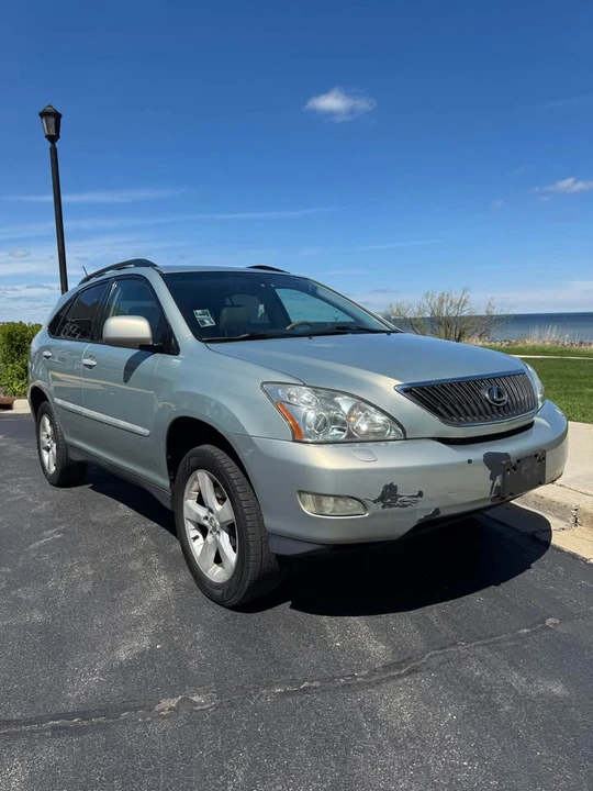 2004 Lexus RX 2nd Gen - Image 2 of 14