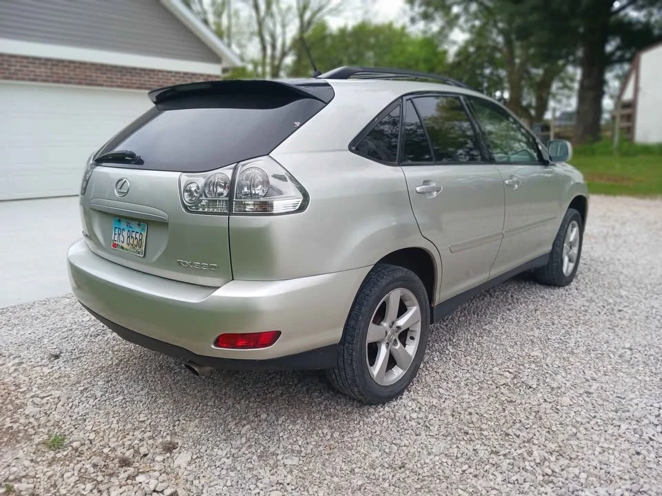 2004 Lexus RX 2nd Gen - Image 3 of 9