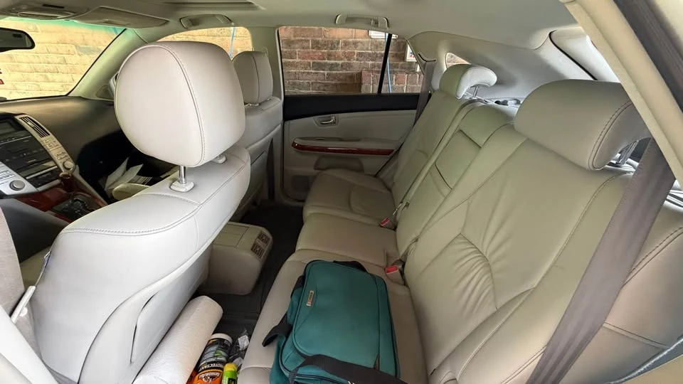 2004 Lexus RX 2nd Gen - Image 4 of 7