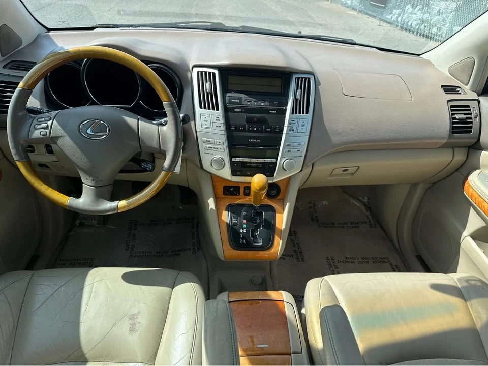2004 Lexus RX 2nd Gen - Image 5 of 9