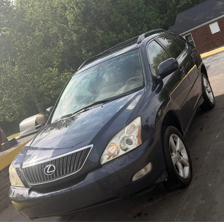 2004 Lexus RX 2nd Gen - Image 3 of 5