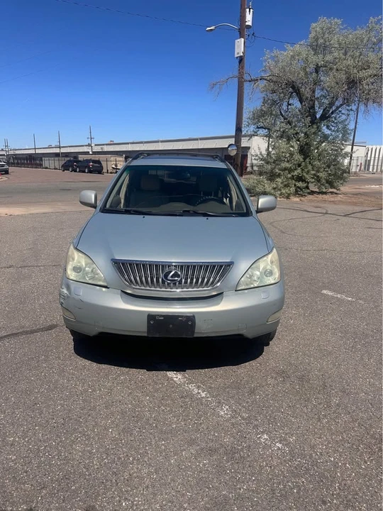 2004 Lexus RX 2nd Gen - Image 3 of 8