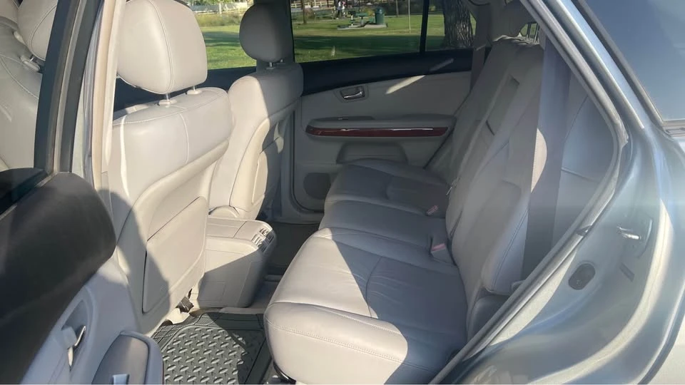 2004 Lexus RX 2nd Gen - Image 11 of 11