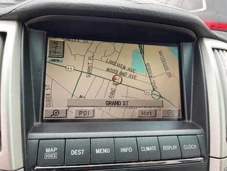 2004 Lexus RX 2nd Gen - Image 10 of 10