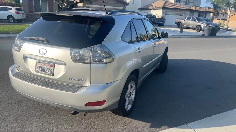2004 Lexus RX 2nd Gen - Image 6 of 11