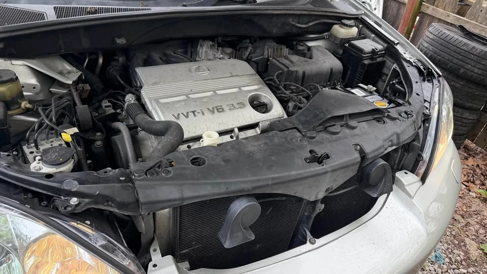 2004 Lexus RX 2nd Gen - Image 7 of 7