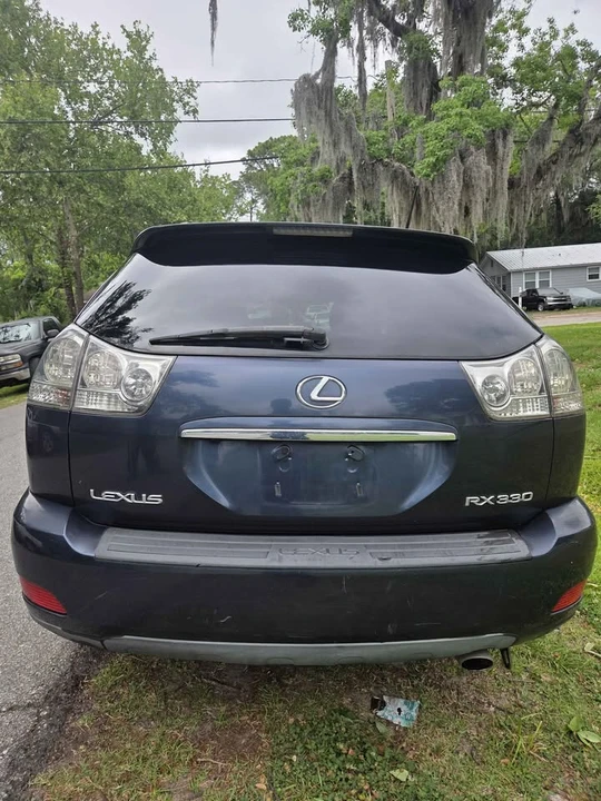 2004 Lexus RX 2nd Gen - Image 5 of 9