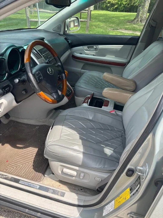 2004 Lexus RX 2nd Gen - Image 9 of 9