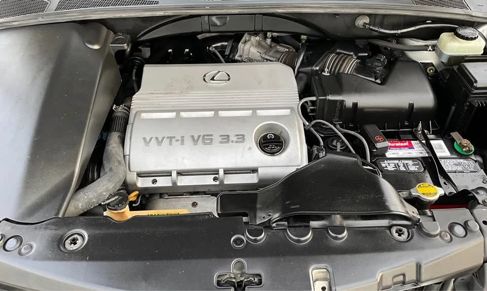 2004 Lexus RX 2nd Gen - Image 15 of 17