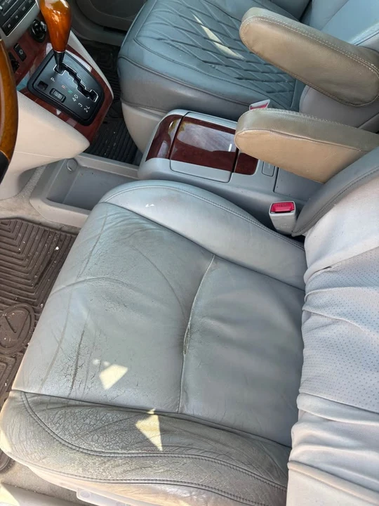 2004 Lexus RX 2nd Gen - Image 12 of 13