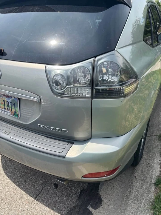 2004 Lexus RX 2nd Gen - Image 4 of 13