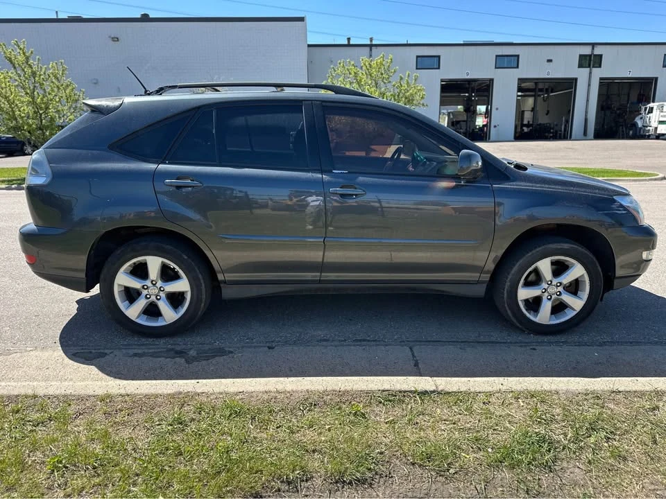 2004 Lexus RX 2nd Gen - Image 4 of 8