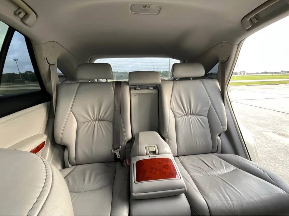 2004 Lexus RX 2nd Gen - Image 12 of 17