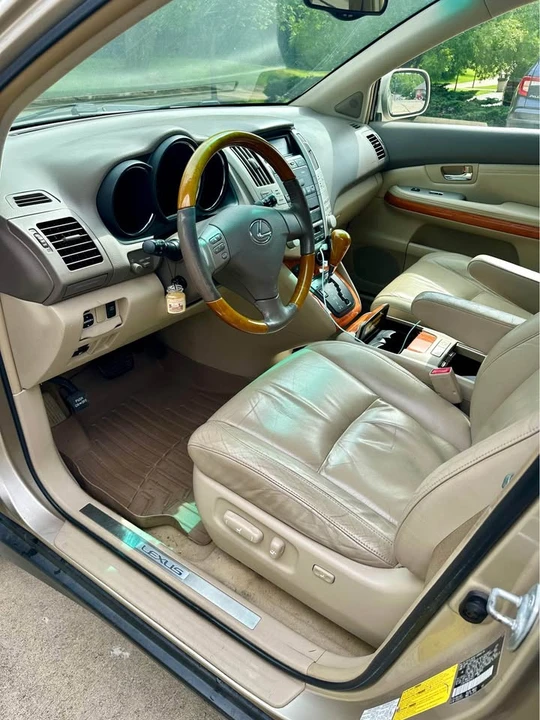 2004 Lexus RX 2nd Gen - Image 14 of 20