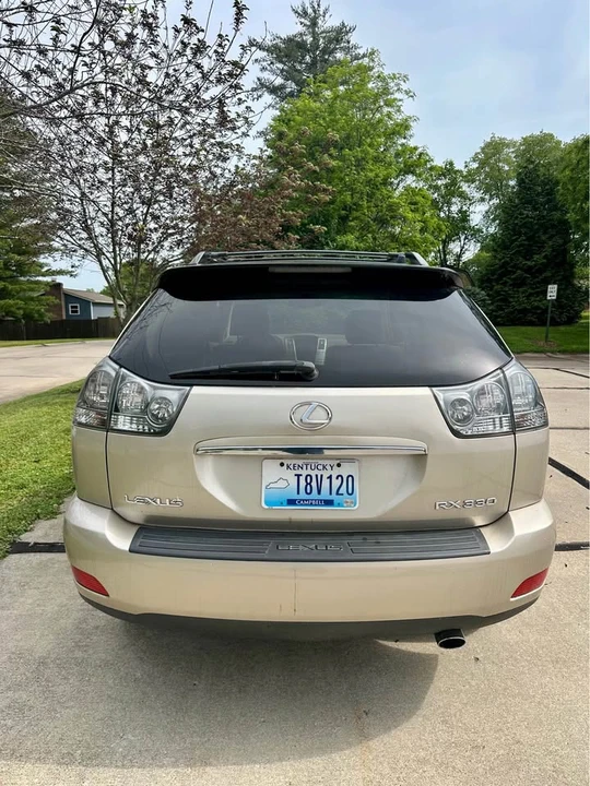2004 Lexus RX 2nd Gen - Image 7 of 20