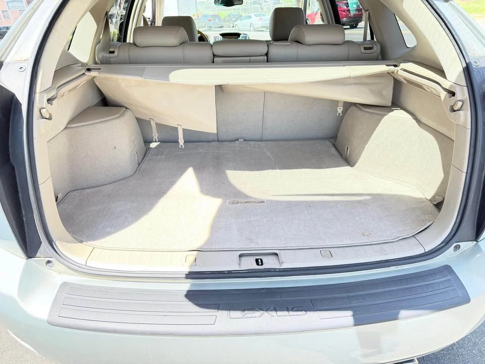 2004 Lexus RX 2nd Gen - Image 8 of 13