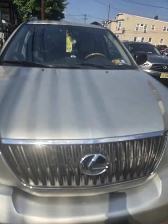 2004 Lexus RX 2nd Gen - Image 8 of 18