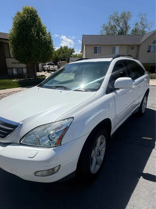 2004 Lexus RX 2nd Gen - Image 2 of 5
