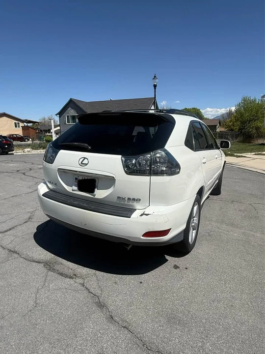 2004 Lexus RX 2nd Gen - Image 5 of 5