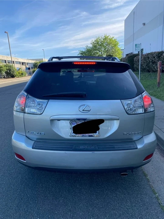 2004 Lexus RX 2nd Gen - Image 6 of 11