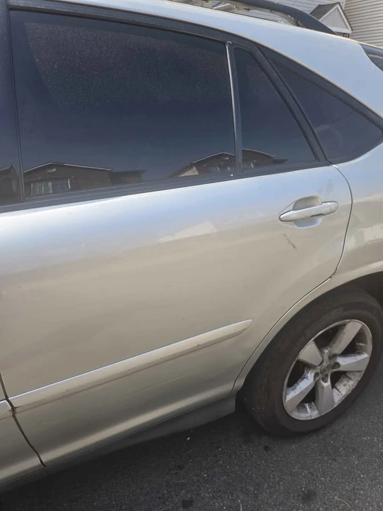 2004 Lexus RX 2nd Gen - Image 7 of 18