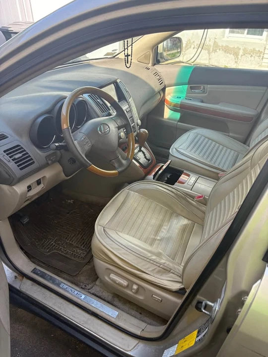 2004 Lexus RX 2nd Gen - Image 6 of 7