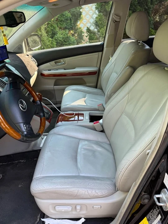 2004 Lexus RX 2nd Gen - Image 6 of 12